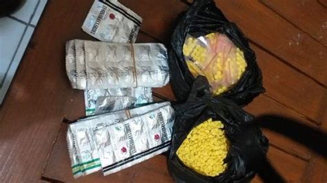 Babinsa Di Purwakarta Tangkap Pria Yang Diduga Pengedar Obat Terlarang