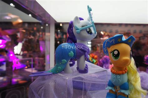 SDCC 2017 Gallery - Hasbro My Little Pony The Movie Toys - The Toyark ...