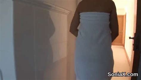 Cheating British Mature Lady Sonia Flashes Her Giant Globes Tnaflix