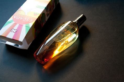 Taj Sunset / Escada / Fragrance Review ~ GUILT/LUST