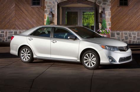 2014 Camry Toyota Photos And Videos Motortrend