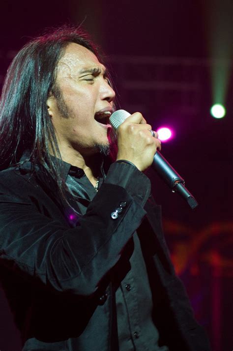 Net Worth of Arnel Pineda - Hotcash