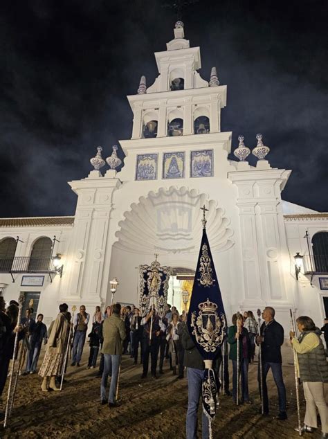 Más de 250 personas acompañan a la Hermandad del Rocío de Cartaya en su