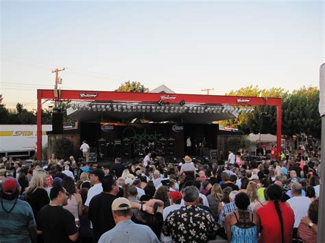 Budweiser amphitheater summer concerts bring record crowds to town 2