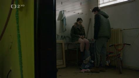 Nude Video Celebs Julia Issa Sexy Na Kratko 2018