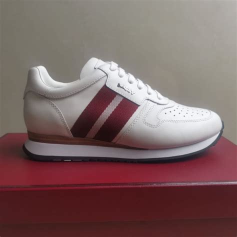 Jual Sepatu Putih Pria Strip Sneaker Bally Cowok Shoes Men Run Away