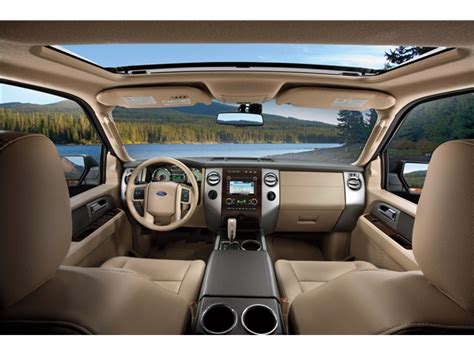 2017 Ford Expedition: 62 Interior Photos | U.S. News