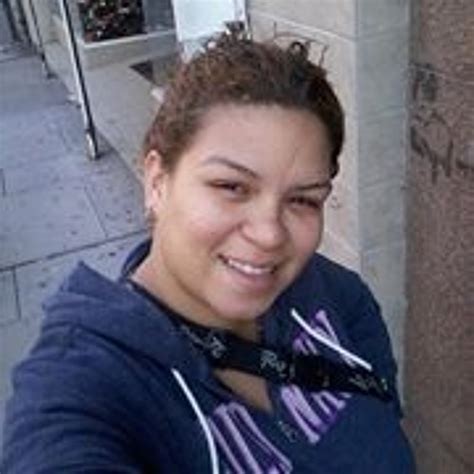 Stream Yesenia Jusino Music Listen To Songs Albums Playlists For