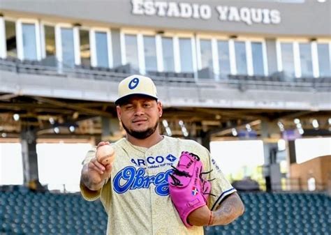 Lanzador Puertoplate O Carlos Mart Nez Es Contratado Por Los Yaquis De