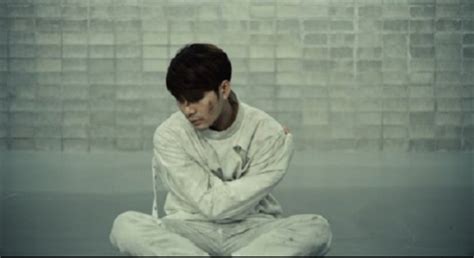 História Bullet To The Heart Jackson Wang Bullet To The Heart
