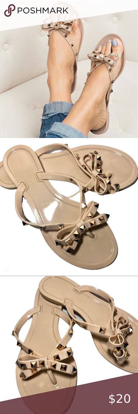 Nude Studded Jelly Sandals Sz Nwob Jelly Sandals Nude Fashion Pyramid Studs