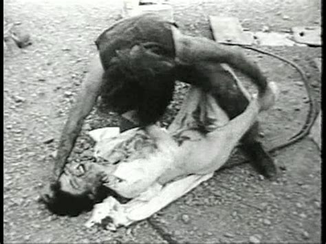 Naked Elisabeth Carr In Fingered