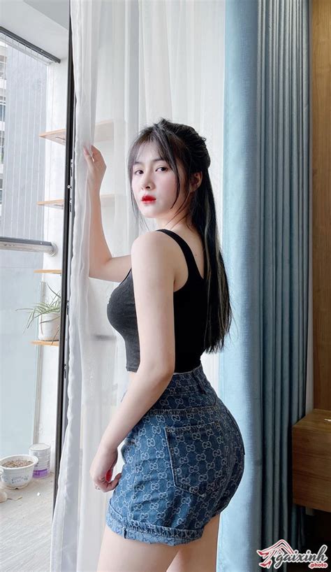 Ảnh Tiktoker k Quỳnh Alee Sexy Mặc Bikini khoe dáng Gợi Cảm