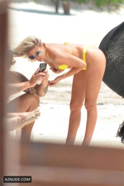 KELLY KELLY Nude AZNude