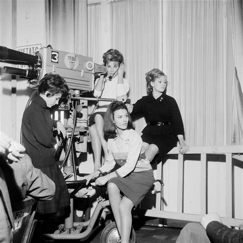 Unseen moments of Sanremo Festival's golden years revealed in Turin