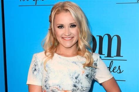 Emily Osment Hot And Sexy Bikini Pictures Woophy