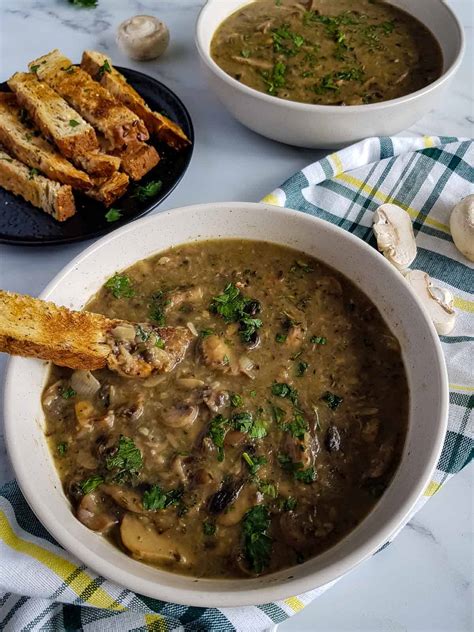 Healthy Mushroom Soup | Hint of Healthy
