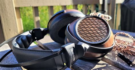 Sivga P-II Planar Magnetic Headphone Review