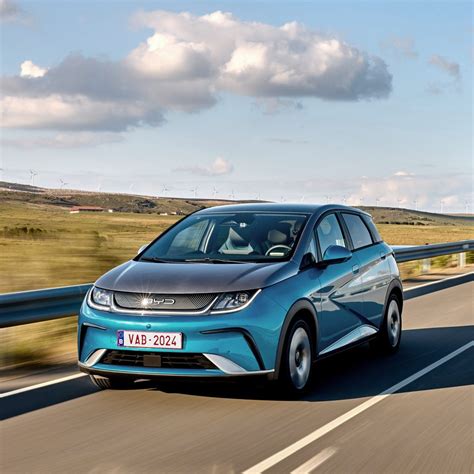 BYD DOLPHIN eleito Carro Elétrico Familiar do Ano de 2024 na Bélgica