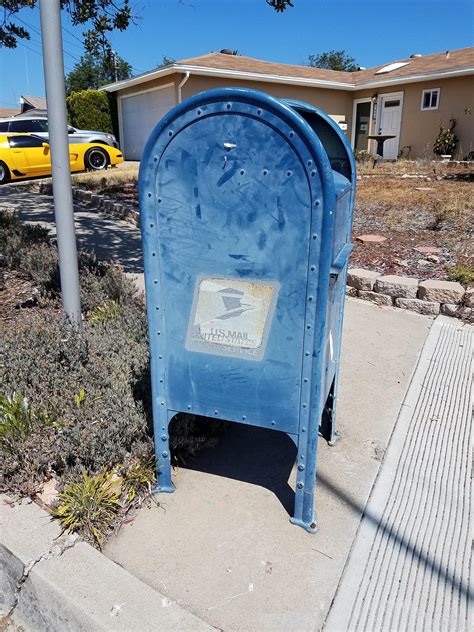 Customers get frustrated when an old USPS track code shows no data 7