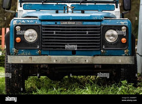 Autoblog Land Rover Pick Up