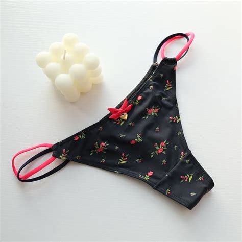 Sous vêtement Culotte de sport Sexy en coton et soie pour femme Lingerie sans couture C