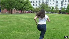 Horny Housewife Gets Her Hairy Pussy Creampied XNXX