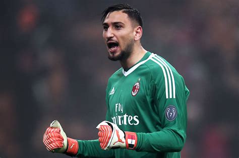 Gianluigi Donnarumma rejects contract extension offer from AC Milan