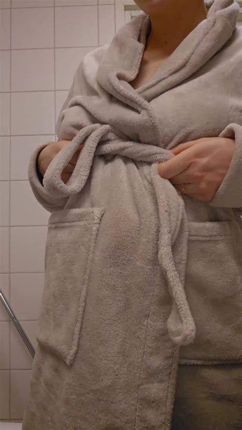 My Big 6 Foot Naked Body Reveal