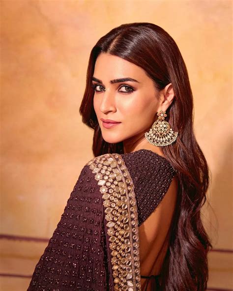 Kriti Sanon Hot Pics Sensational Photos In 2024