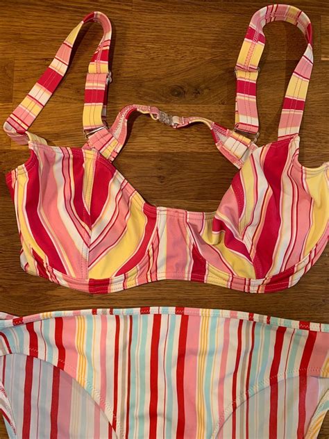 Se produkter som liknar Bikini stl 40 C80 Lindex SOC på Tradera 671604000