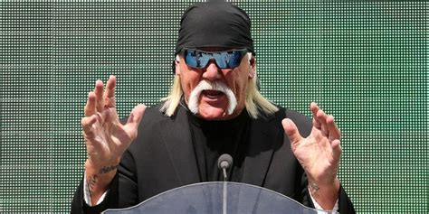 Hulk Hogan Accidentally Pleads For Toilet Paper On Social Media
