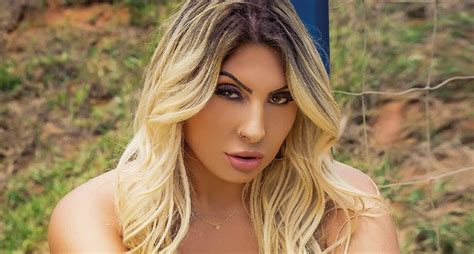 Soraya Blonde Musas Da Copa Revista SEXY Novembro Sexy Clube Portal Sexy Clube