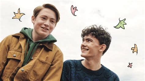Heartstopper Primeira série teen gay da Netflix ganha trailer romântico Pheeno