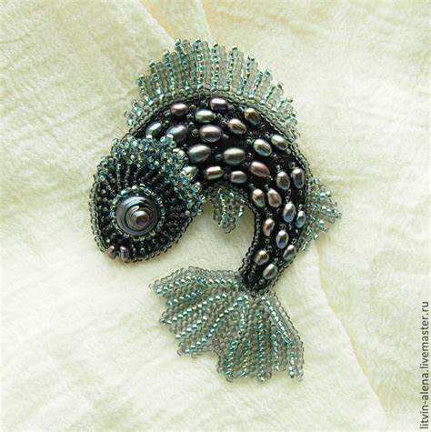 Брошь - кулон 'Лунная рыбка'. Брошь из бисера и жемчуга. | Bead ...