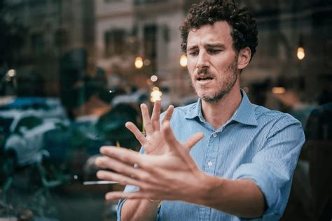11531 Business Man Clapping Hands Royalty Free Images Stock Photos