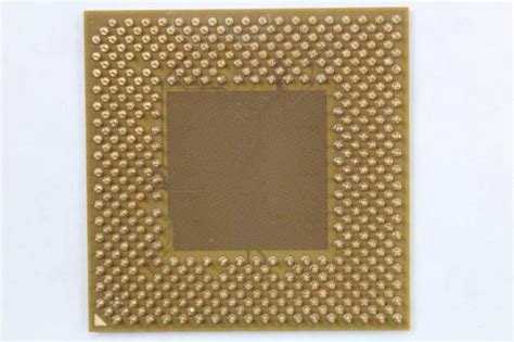 AMD Athlon XP 2000+ - Clous