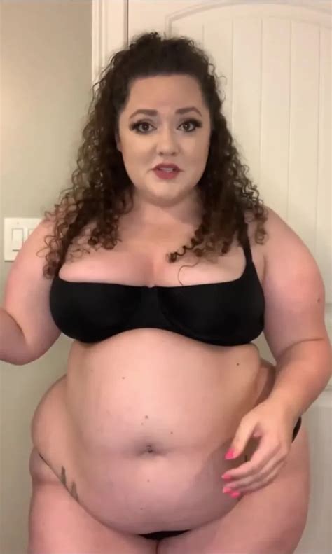 November White Bbw Show Her Big Fat Curves 0 ThisVid