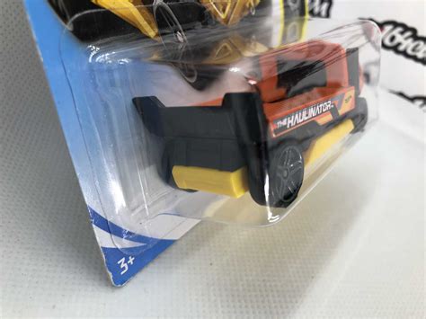 Hot Wheels The Haulinator Mainline Experimotors