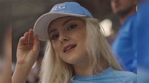 bintang porno eva elfie ramaikan kemenangan argentina atas kroasia