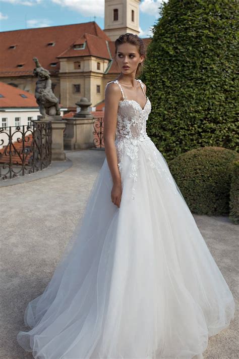 Eva - הלנה קולן שמלות כלה