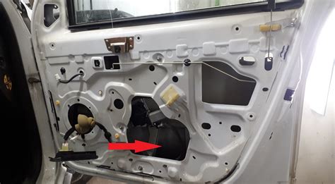 Двери логана (107 фото) - фото - картинки и рисунки: скачать бесплатно