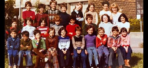 Photo De Classe CE2 MME VIGER De 1977 Ecole Musset Folschviller