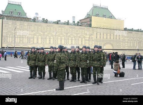 Russian Red Army Troops Hi Res Stock Photography And Images Alamy