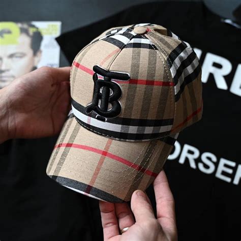 Кепка burberry бежевая в клетку бейсболка мужская / женская — цена 699 ...