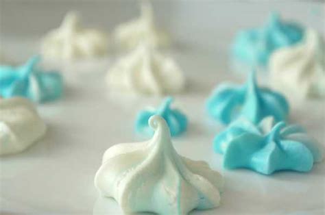 Меренга на торт рецепт – Цветные меренги для украшения торта: пошаговый ...