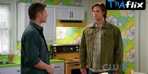 Beatrice Ilg Bikini Scene In Supernatural Tnaflix