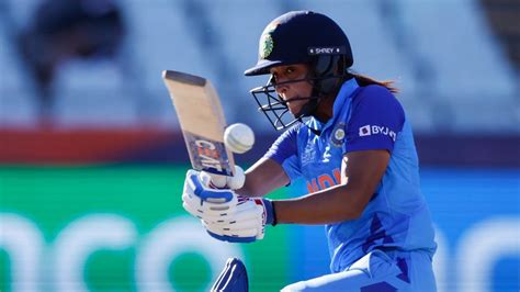 Harmanpreet Kaur Regains Place In Top 10 Of Icc Womens T20i Batting