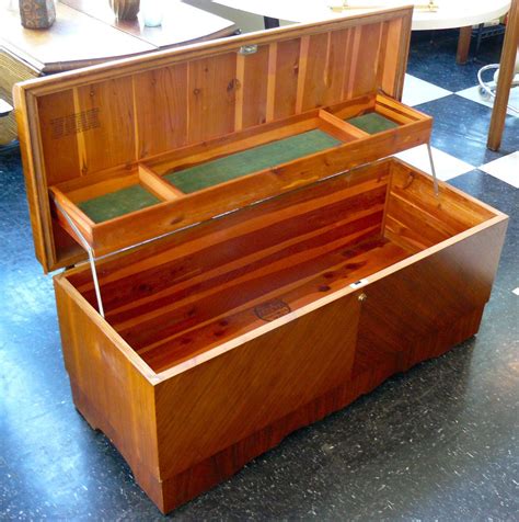 Lane Cedar Hope Chest Mine Was Full To Overflowing When I Married In