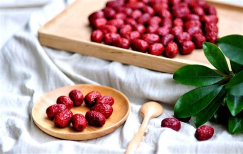 Унаби-преглед на най-полезните свойства. Инструкции от професионалисти ...